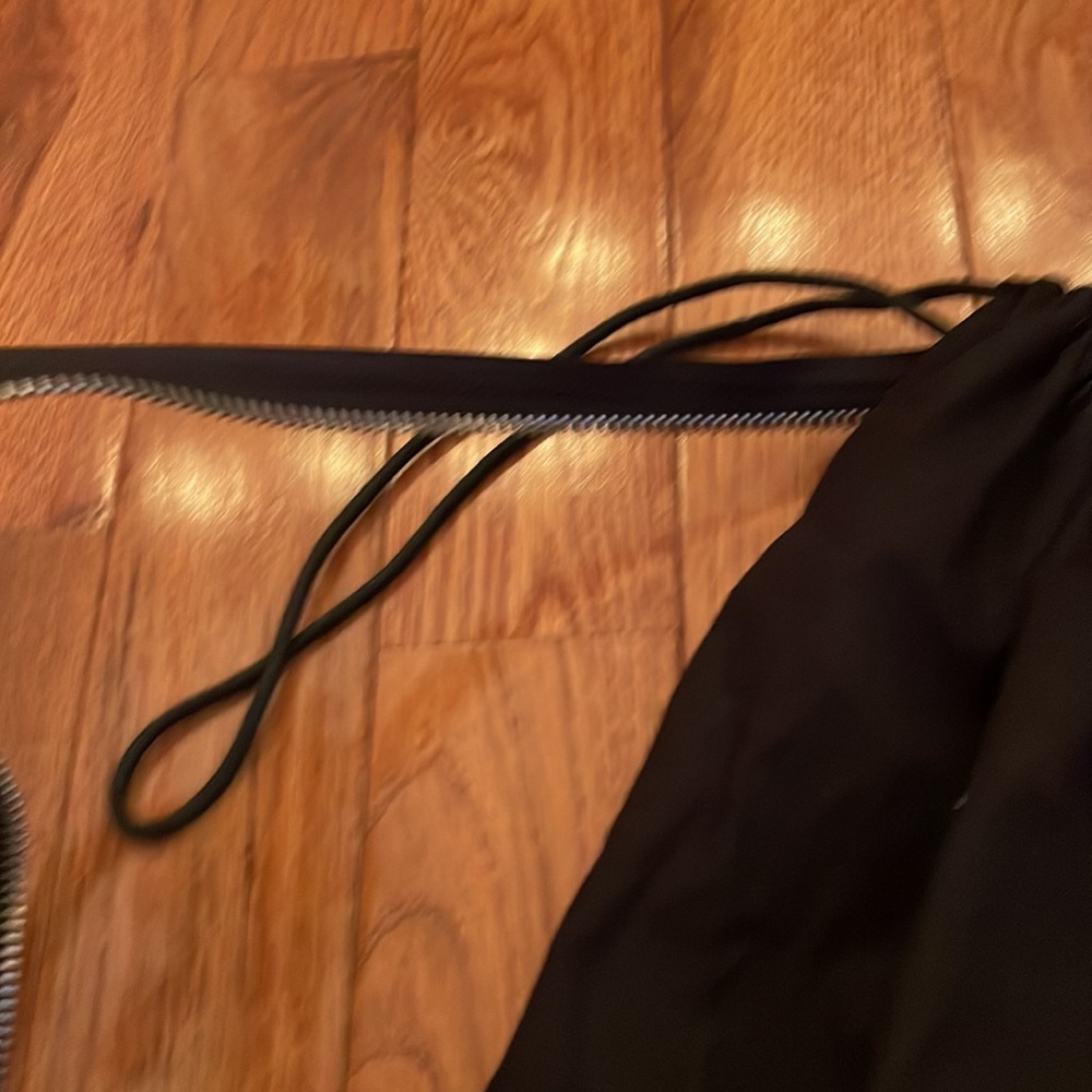 Drawstring Chanel bag (not authentic) - Picture 2 of 3